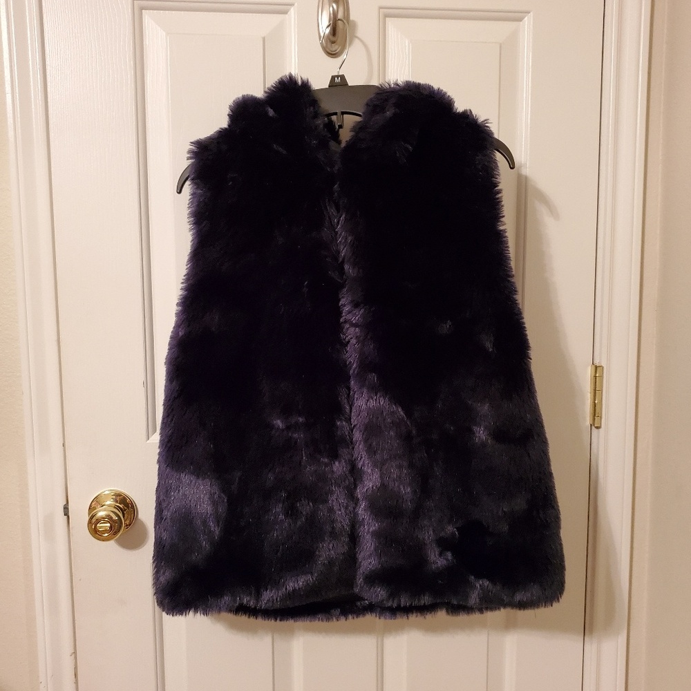 Fur vest